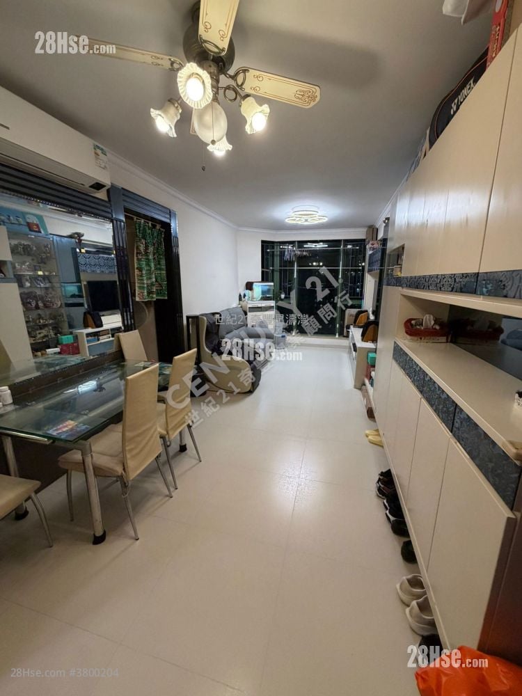 Vista Paradiso Sell 3 Bedrooms , 2 Bathrooms 733 ft²