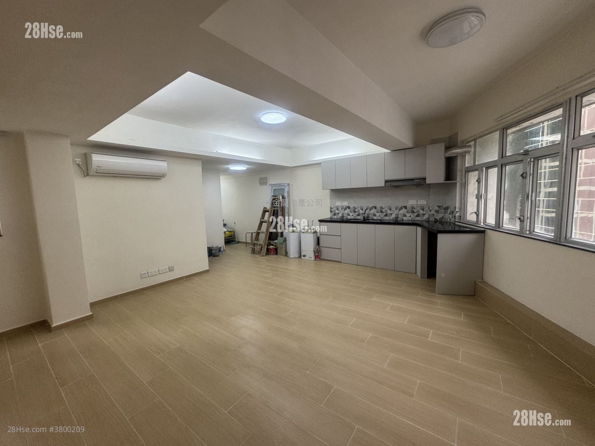 单幢楼房 租盘 731 平方尺