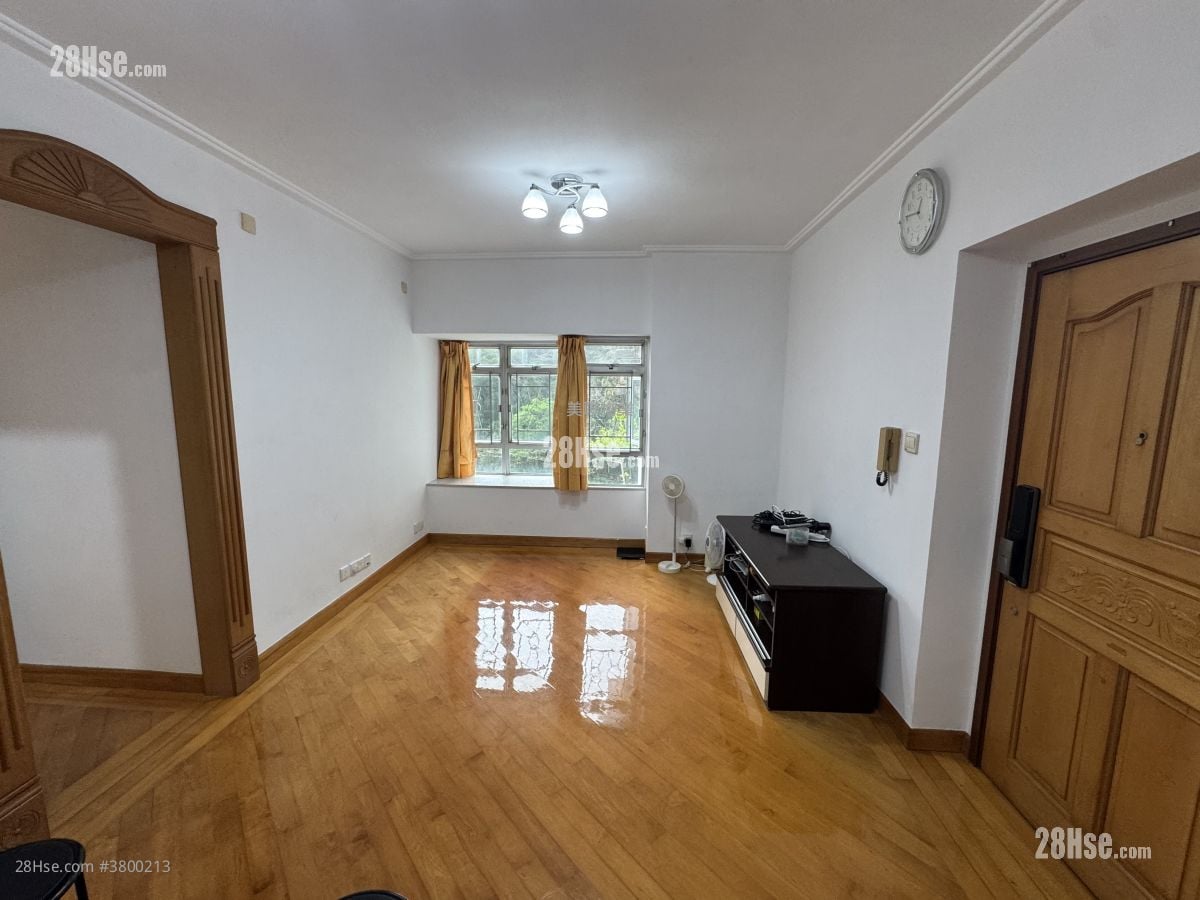 荃景花园 售盘 3 房 529 平方尺