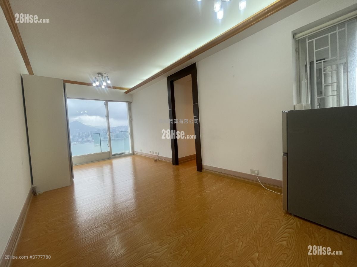 逸桦园 售盘 3 房 , 2 浴室 752 平方尺