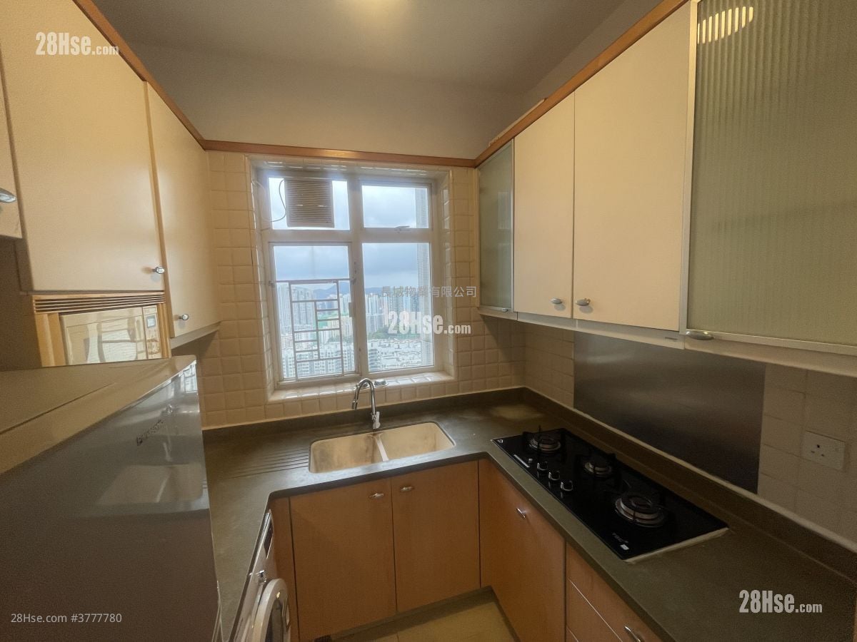 逸桦园 售盘 3 房 , 2 浴室 752 平方尺