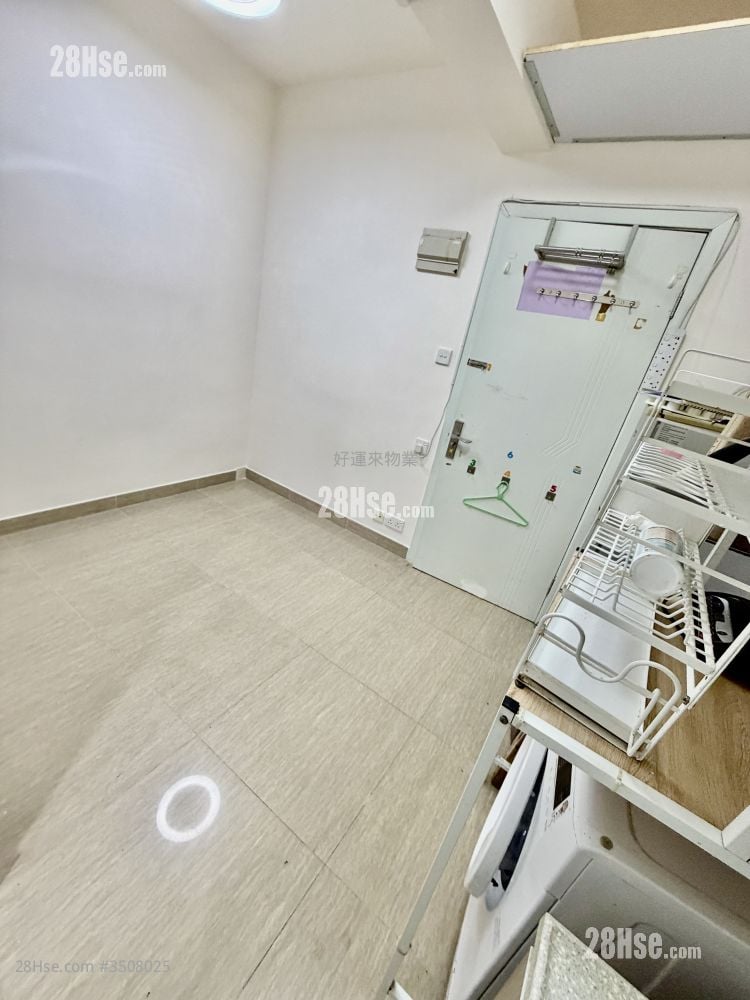 Apartment Rental Studio , 1 Bathroom 80 ft²