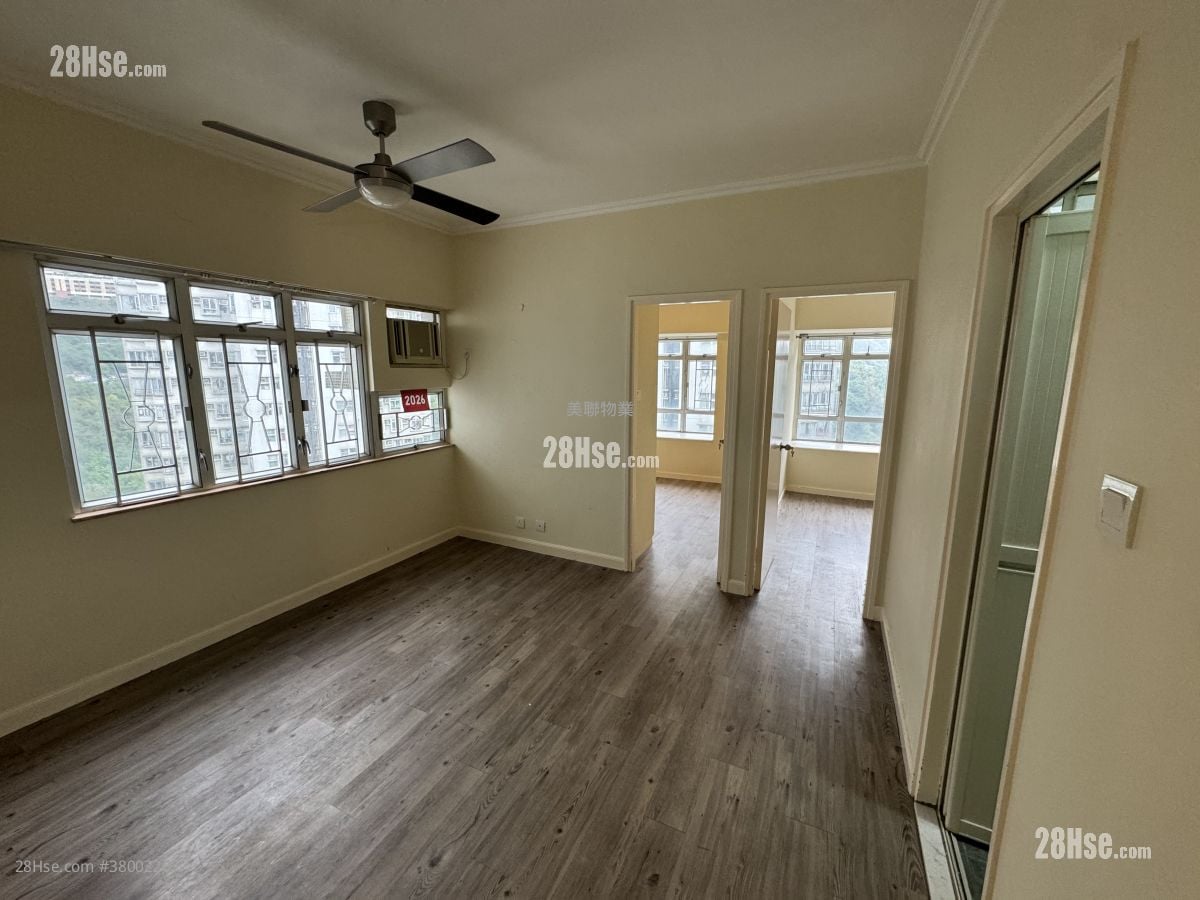 Tsuen King Garden Sell 2 Bedrooms 435 ft²