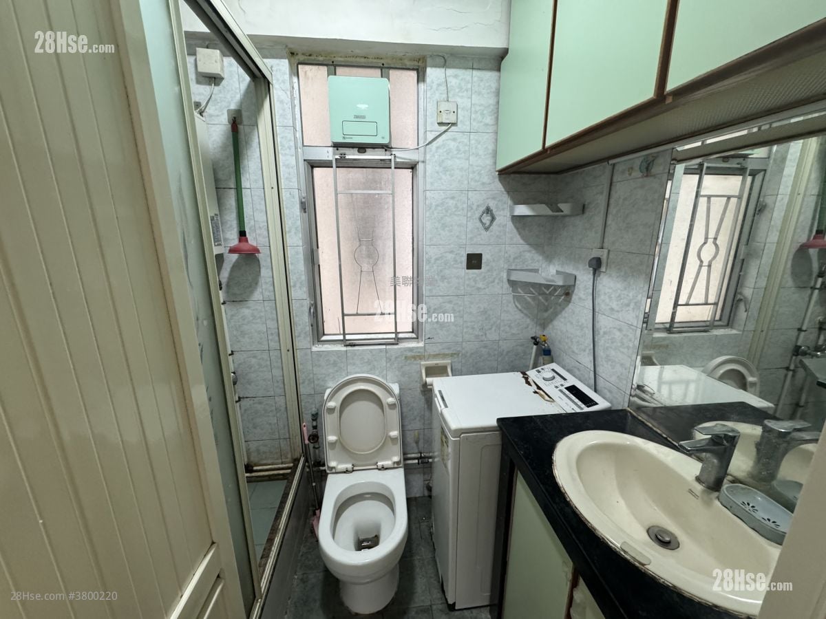 Tsuen King Garden Sell 2 Bedrooms 435 ft²