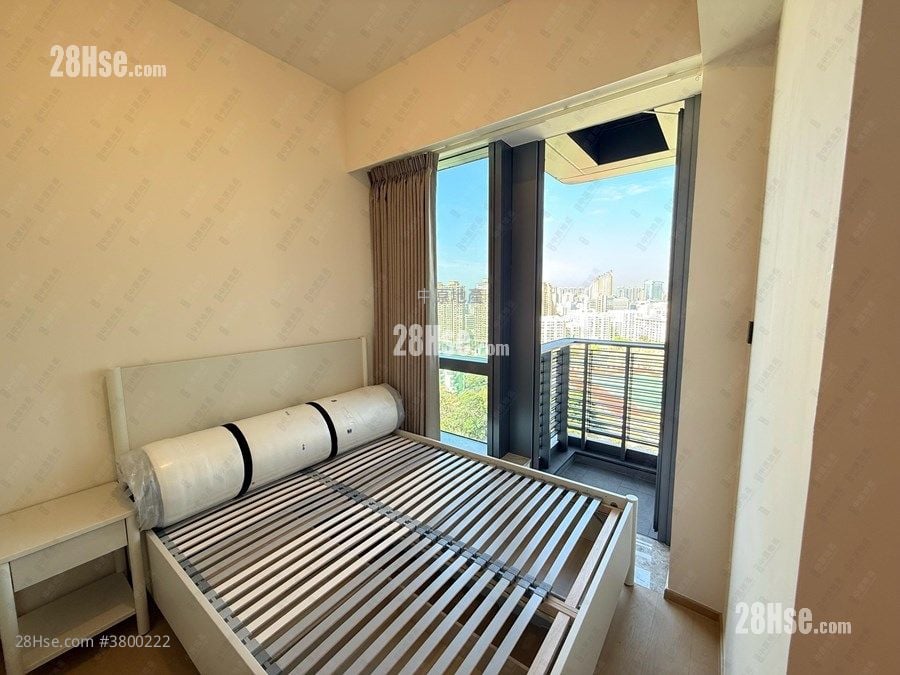 In One Rental 2 Bedrooms , 1 Bathroom 522 ft²