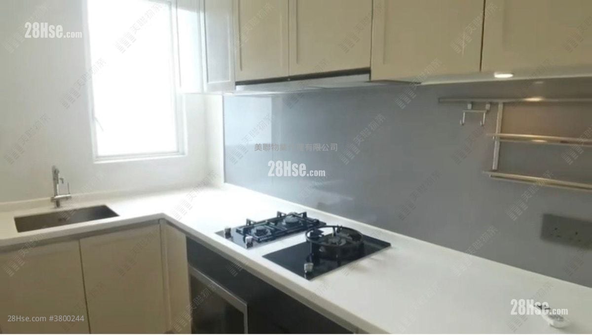 Monterey Rental 2 Bedrooms , 2 Bathrooms 789 ft²