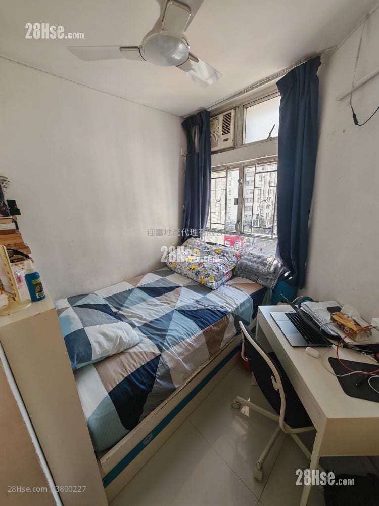 Whampoa Garden Sell 2 Bedrooms , 1 Bathroom 505 ft²