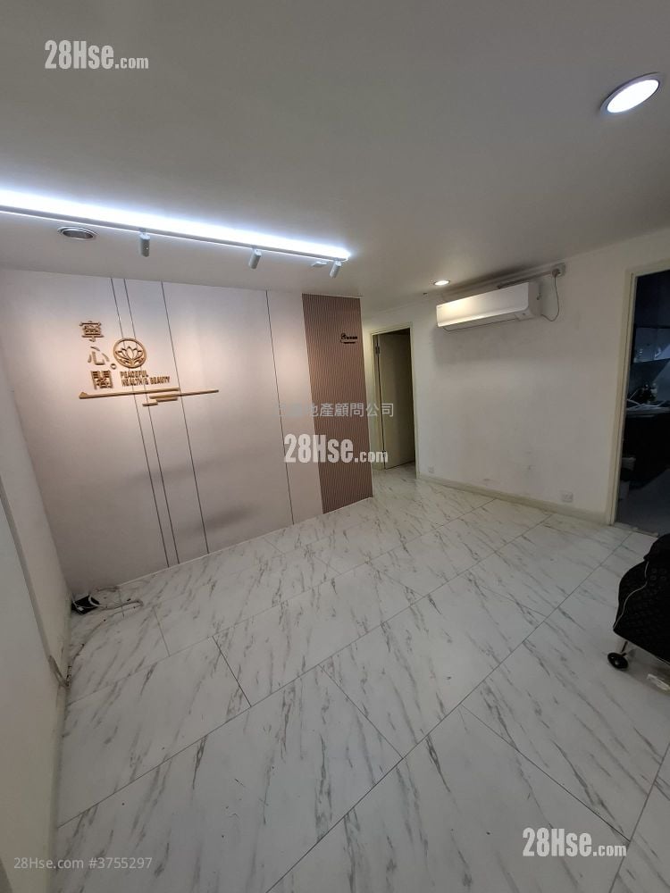 Kiu Kin  Rental 3 Bedrooms , 1 Toilet 630 ft²