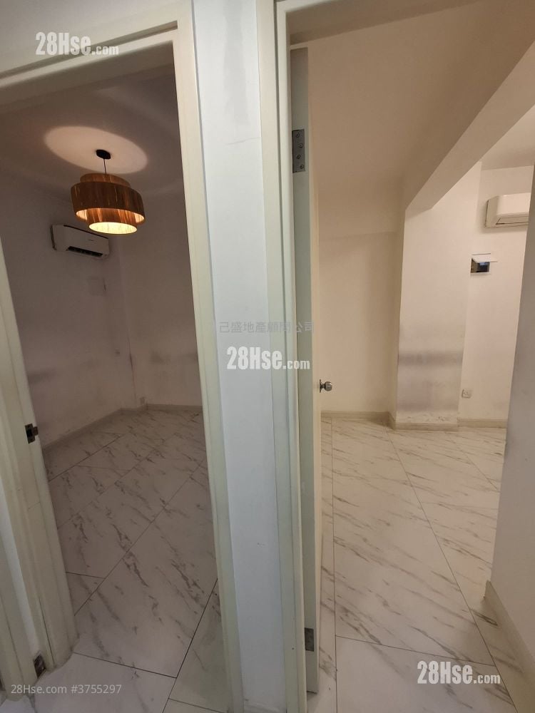 Kiu Kin  Rental 3 Bedrooms , 1 Toilet 630 ft²