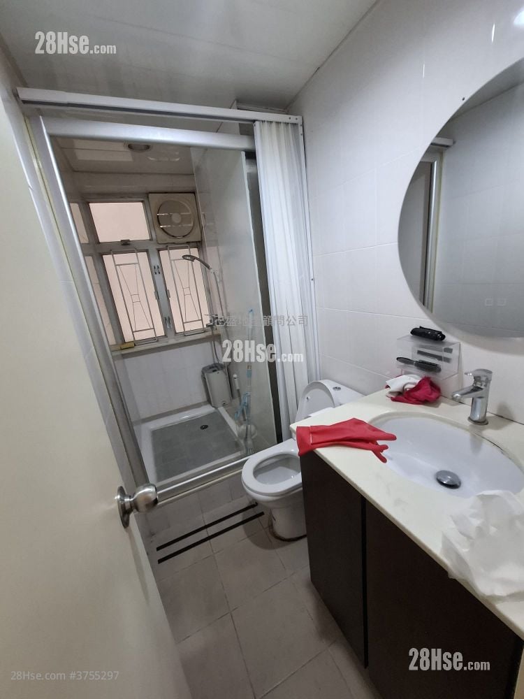 Kiu Kin  Rental 3 Bedrooms , 1 Toilet 630 ft²