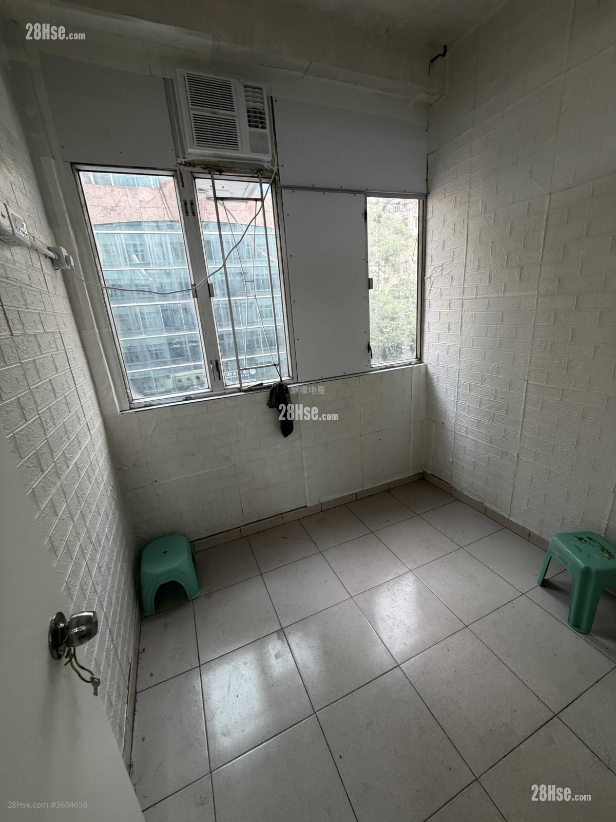 唐楼 租盘 2 房 , 1 浴室 180 平方尺