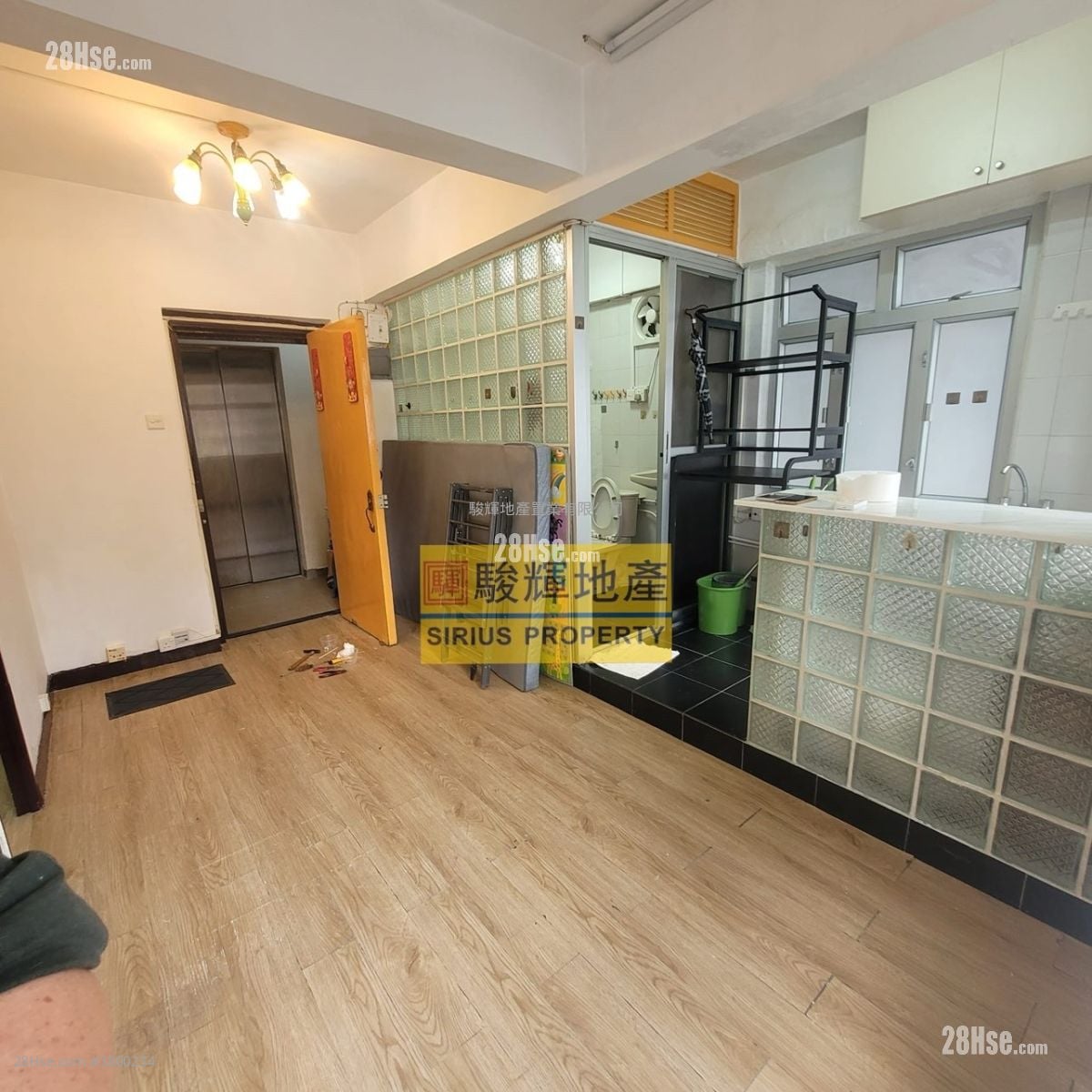 金淞大厦 租盘 314 平方尺