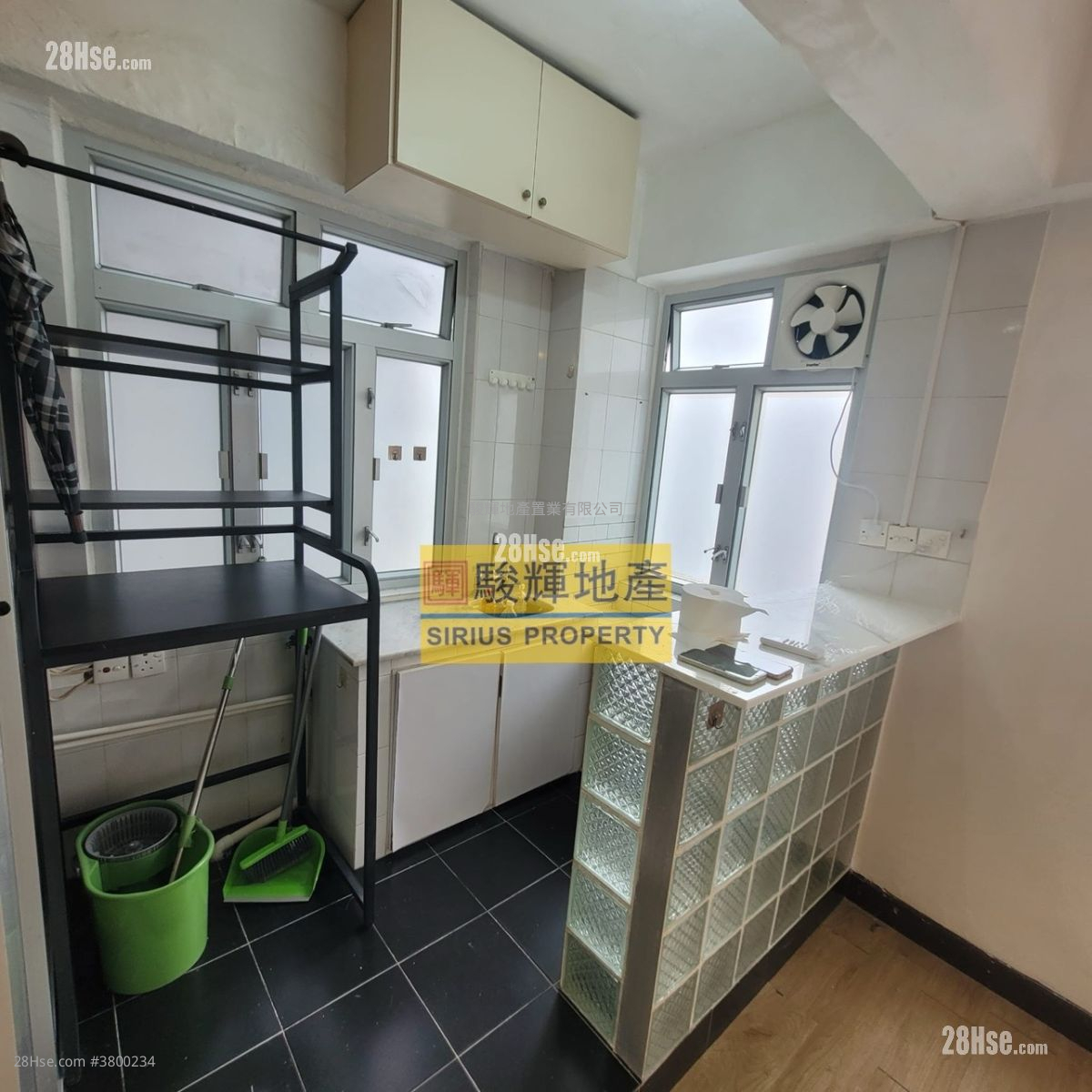 金淞大厦 租盘 314 平方尺