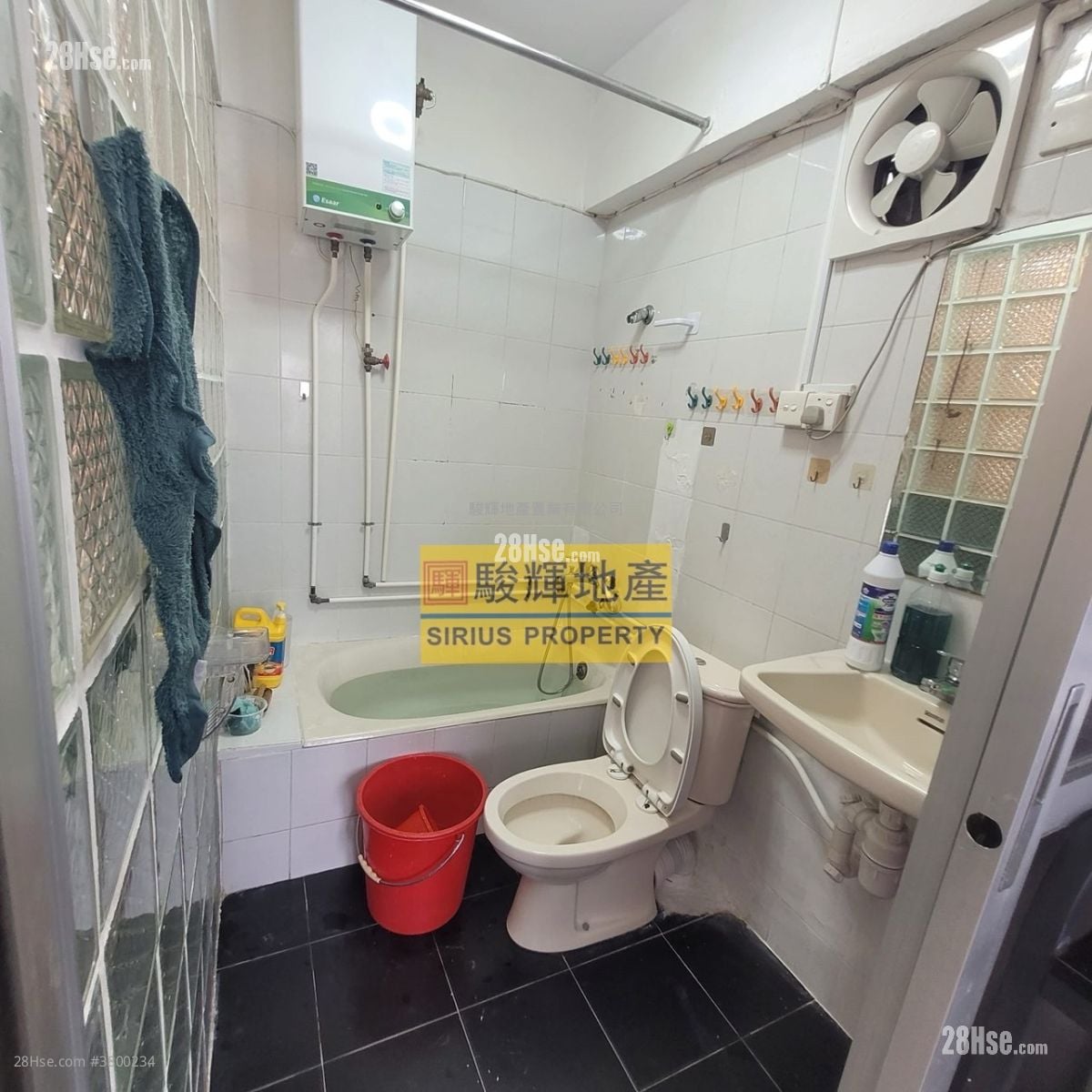 金淞大厦 租盘 314 平方尺