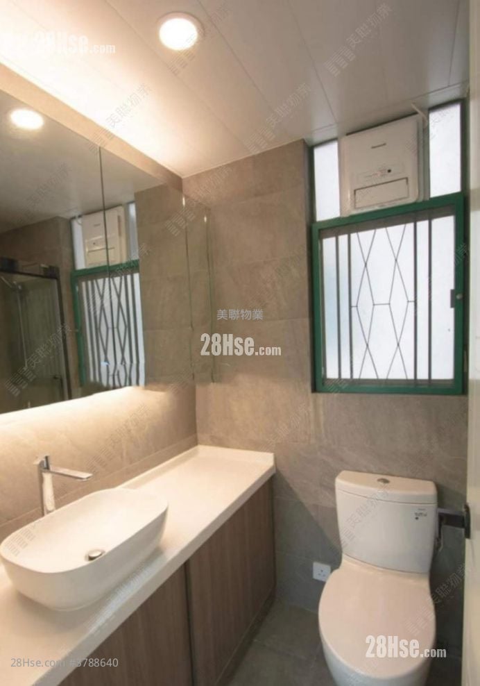 卓尔居 售盘 2 房 , 1 浴室 512 平方尺