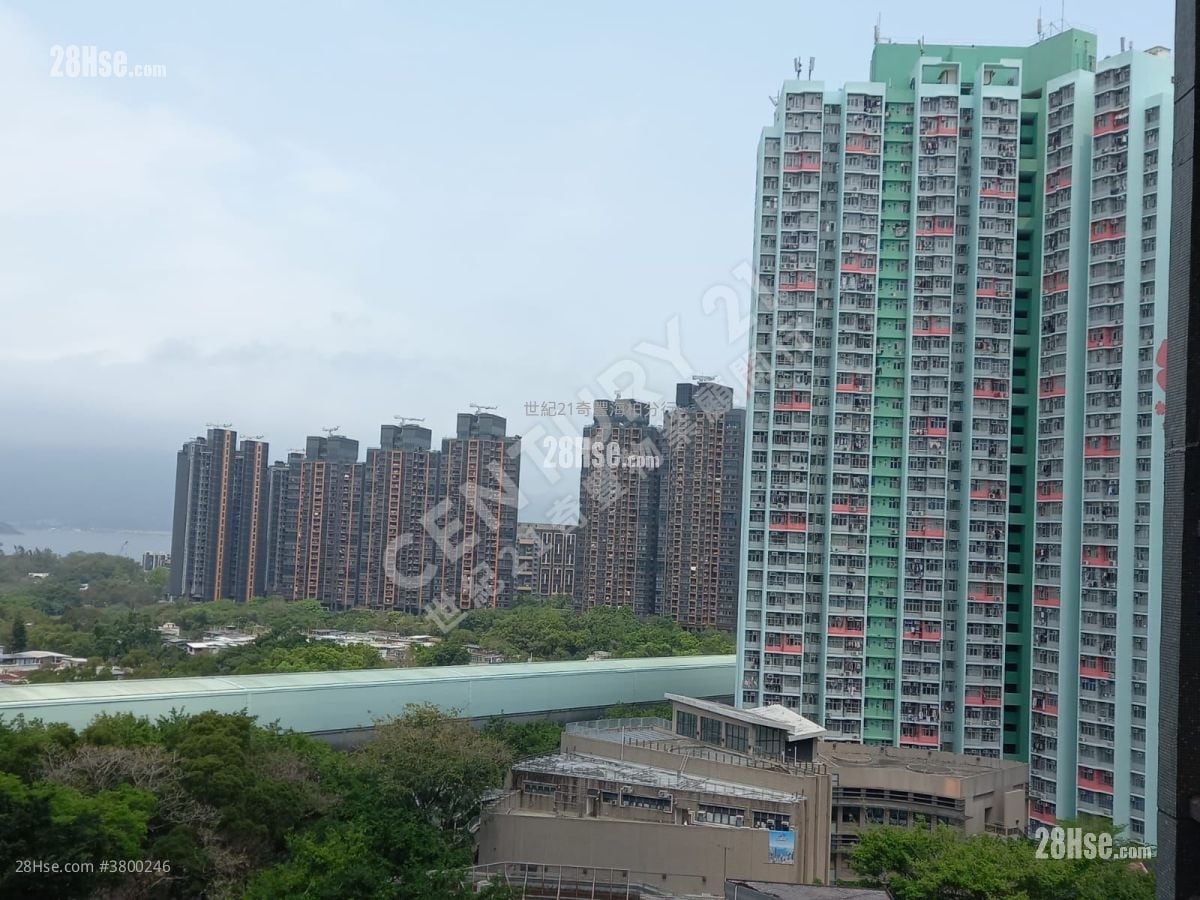 Kam Lung Court Sell 2 Bedrooms , 1 Bathroom 401 ft²