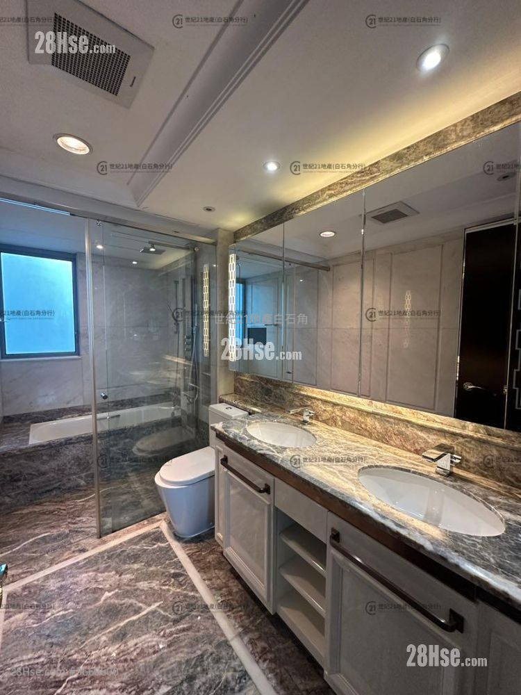 Mayfair By The Sea Rental 4 Bedrooms , 3 Bathrooms 1,395 ft²