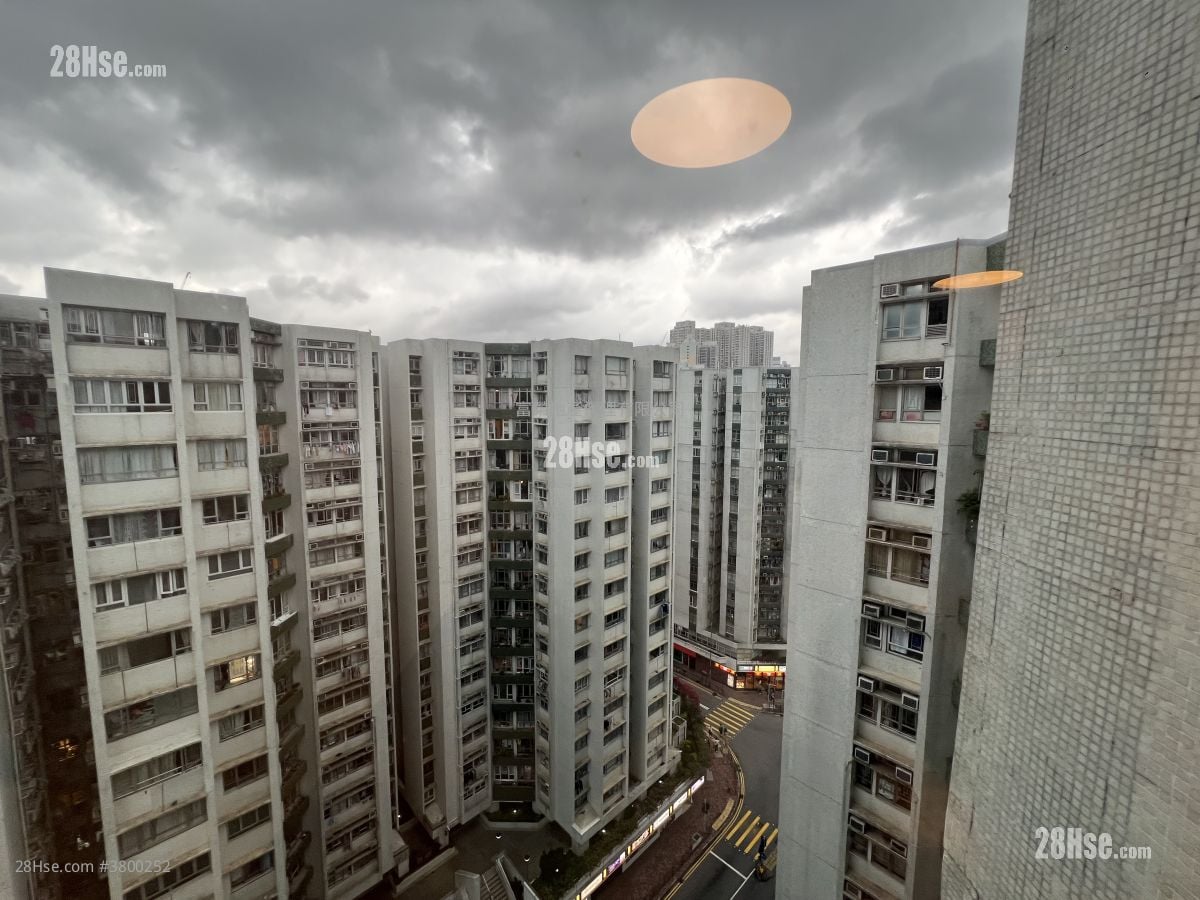 Whampoa Garden Rental 3 Bedrooms , 2 Bathrooms 775 ft²