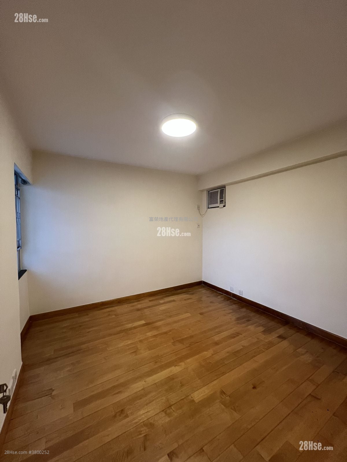Whampoa Garden Rental 3 Bedrooms , 2 Bathrooms 775 ft²