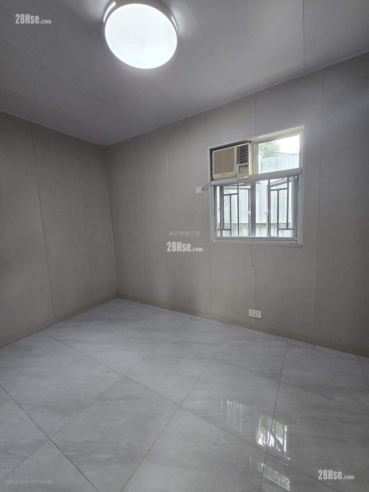 村屋 租盘 2 房 , 1 浴室 500 平方尺