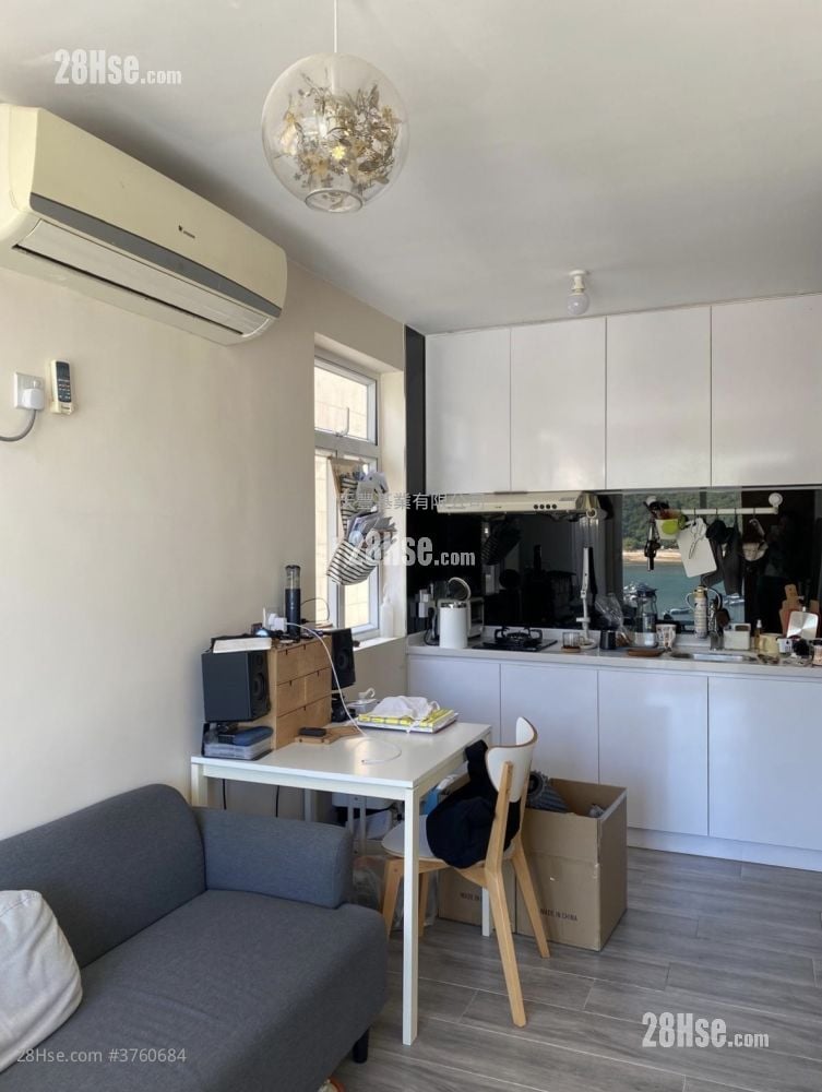 Sheung Sze Wan Rental 2 Bedrooms , 1 Bathroom 420 ft²