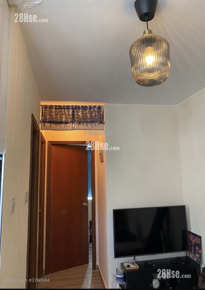 Sheung Sze Wan Rental 2 Bedrooms , 1 Bathroom 420 ft²