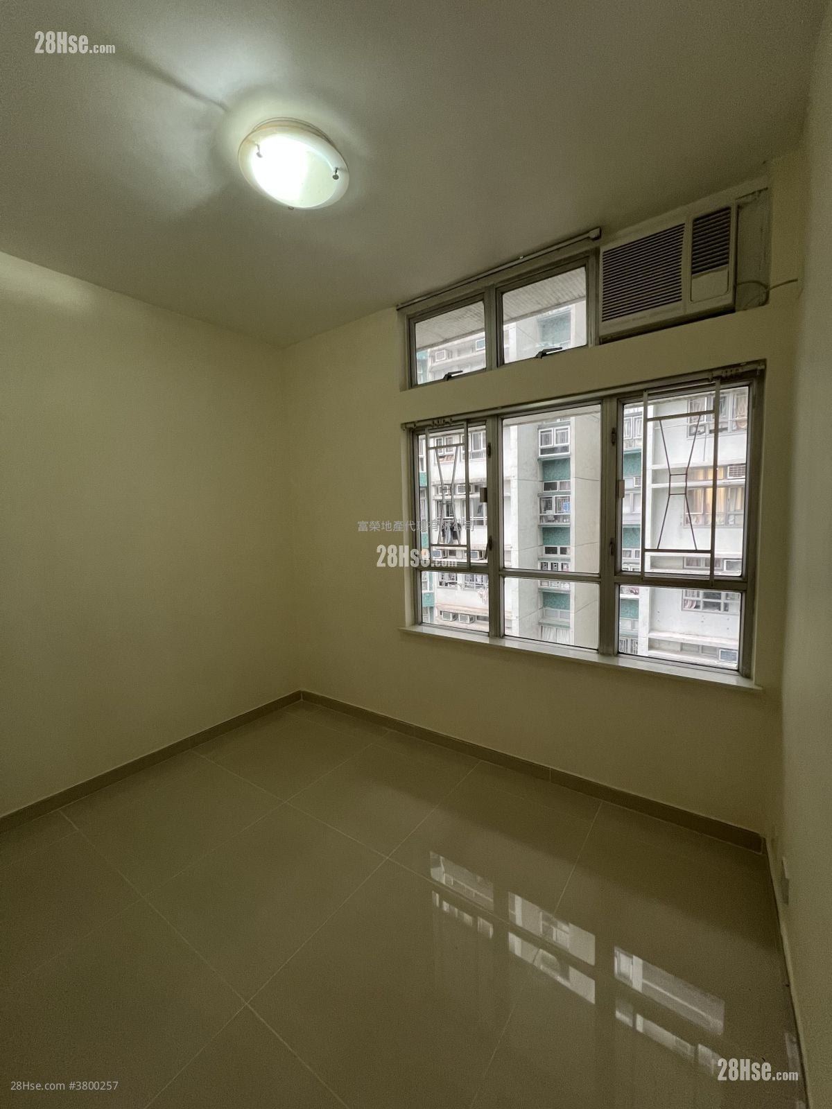 黄埔花园 租盘 3 房 , 2 浴室 639 平方尺