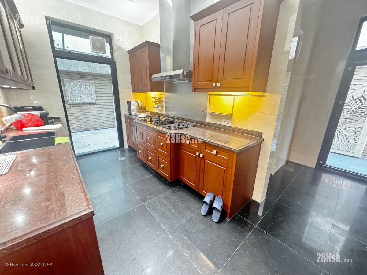 御林皇府 售盘 5+ 房 , 5+ 浴室 3,003 平方尺