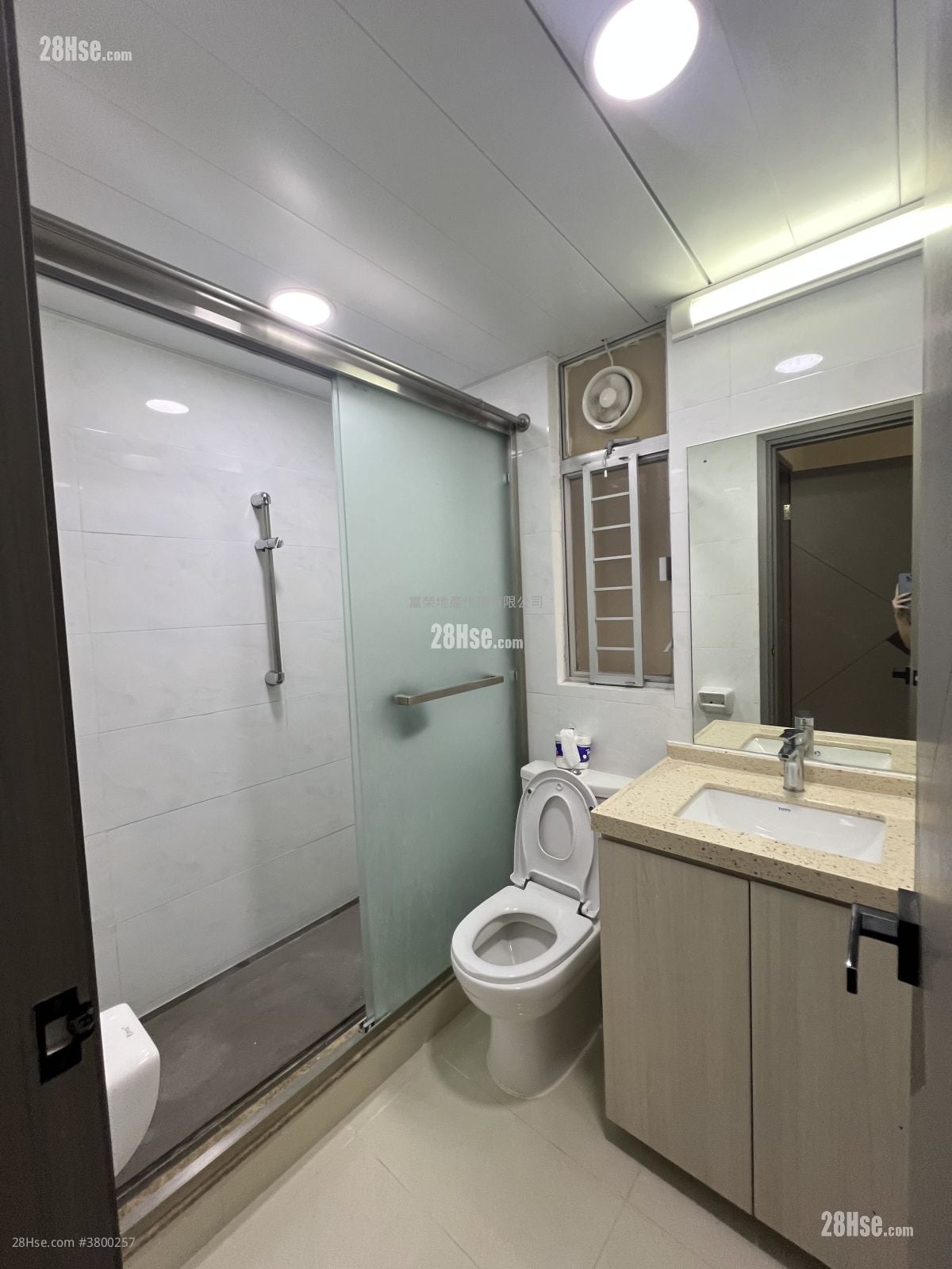 黄埔花园 租盘 3 房 , 2 浴室 639 平方尺