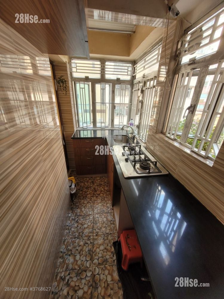 Fu Cheong Building Rental 2 Bedrooms , 1 Bathroom 360 ft²