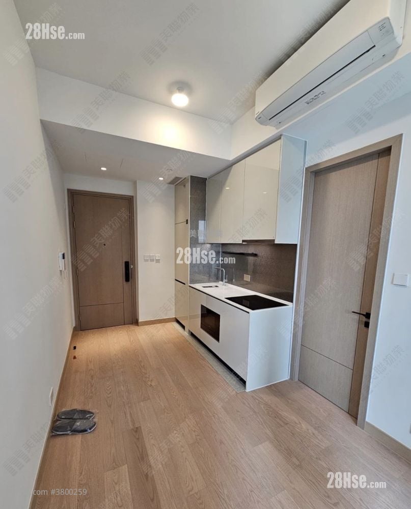 Park Seasons 售盘 1 房 314 平方尺