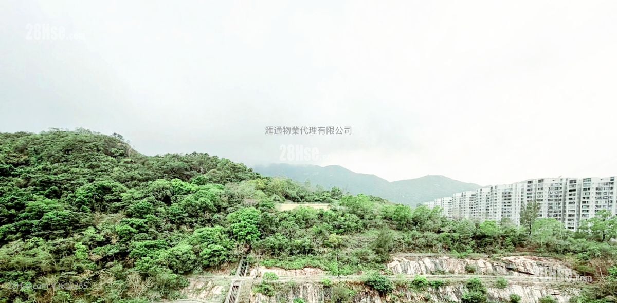 Tung Hei Court Sell 3 Bedrooms , 1 Bathroom 598 ft²