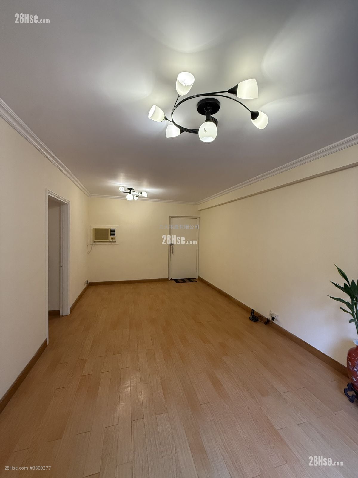 富豪花园 售盘 831 平方尺