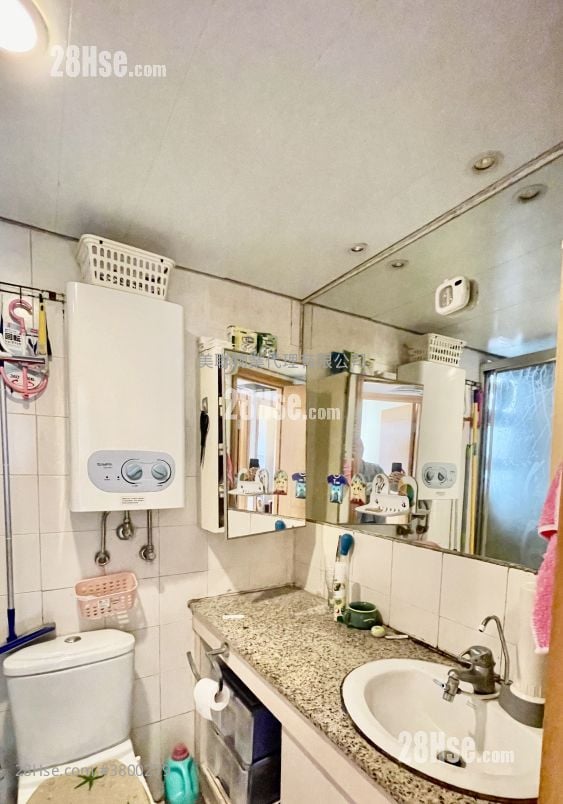 Fanling Town Center Sell 3 Bedrooms 454 ft²