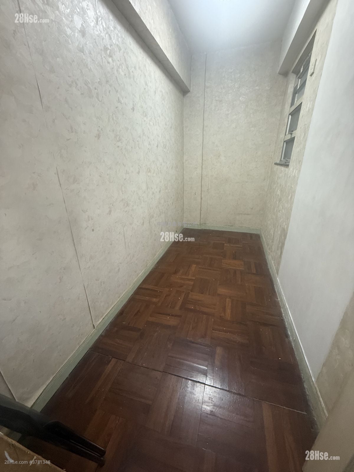 The Tun Shing Mansion Sell 3 Bedrooms , 1 Bathroom 462 ft²