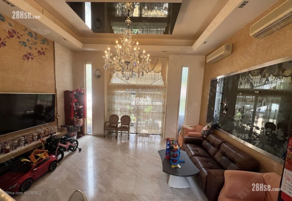 Royal Palms Sell 4 Bedrooms , 4 Bathrooms 1,713 ft²