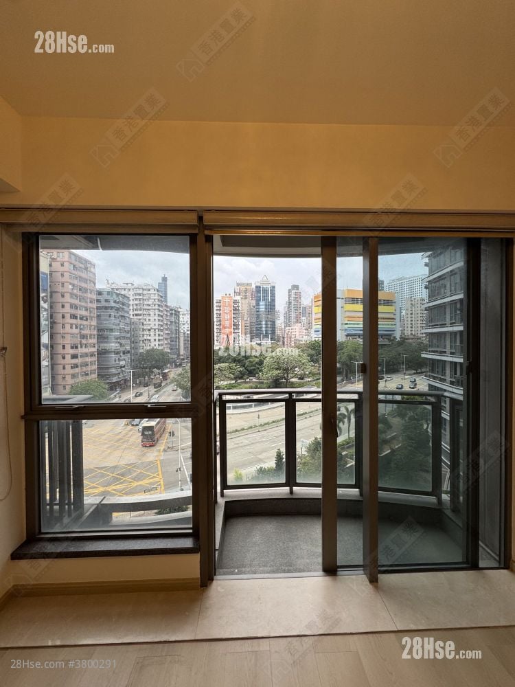 The Austin Rental 3 Bedrooms , 2 Bathrooms 890 ft²