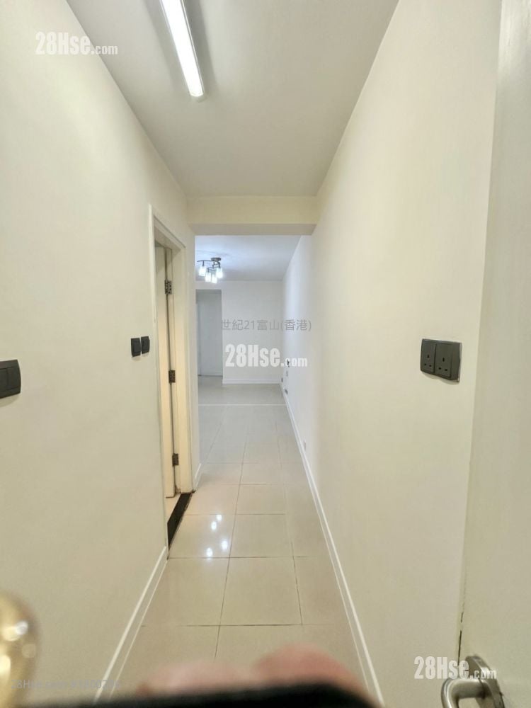 德强苑 售盘 3 房 , 1 浴室 574 平方尺