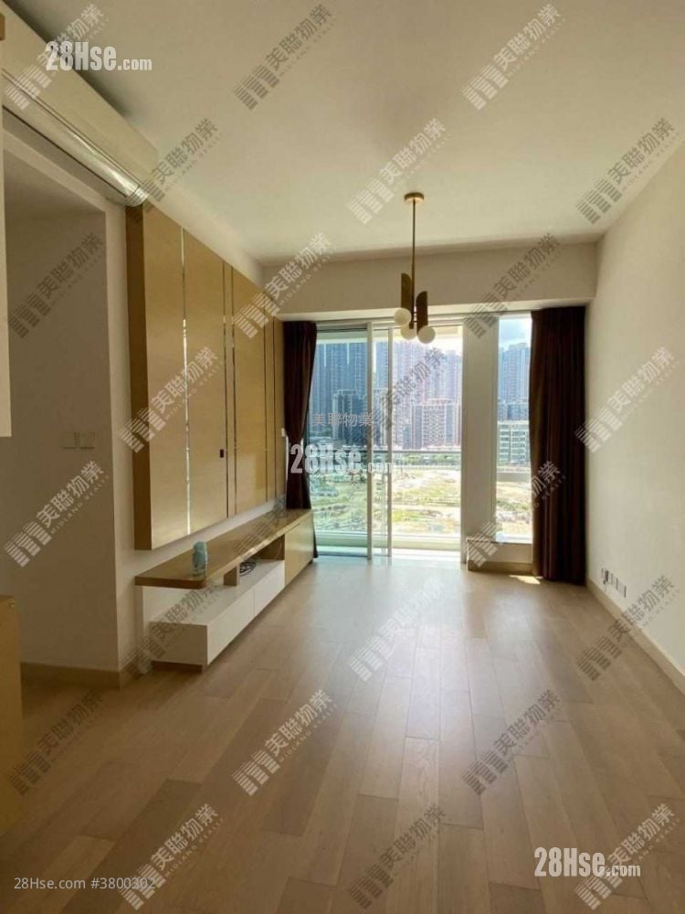 Monterey 售盘 3 房 , 2 浴室 738 平方尺