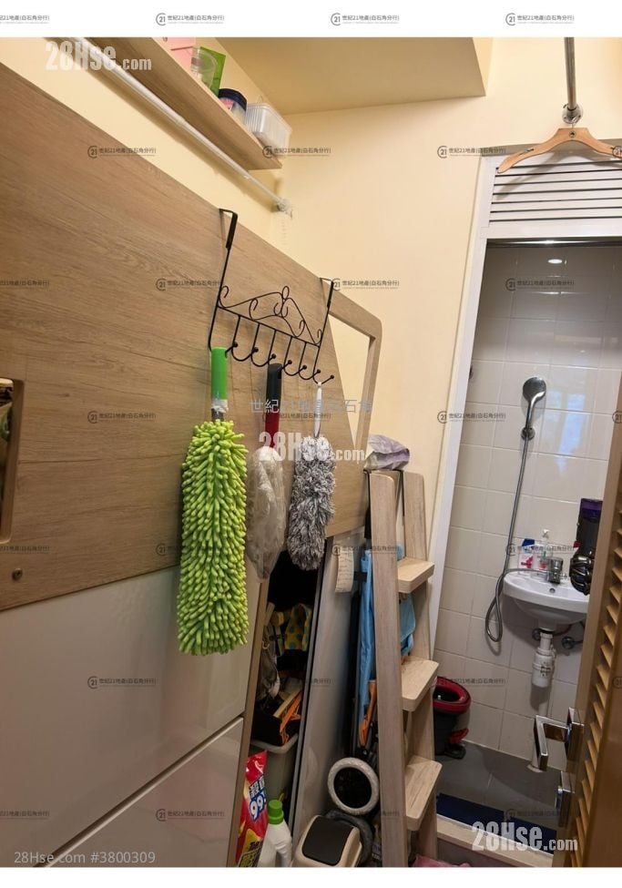 Mayfair By The Sea 8 Sell 3 Bedrooms , 2 Bathrooms 794 ft²