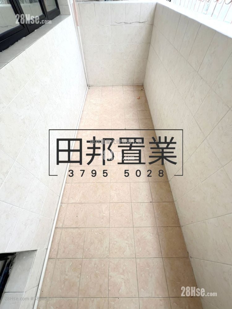 村屋 售盘 2 房 , 1 浴室 700 平方尺