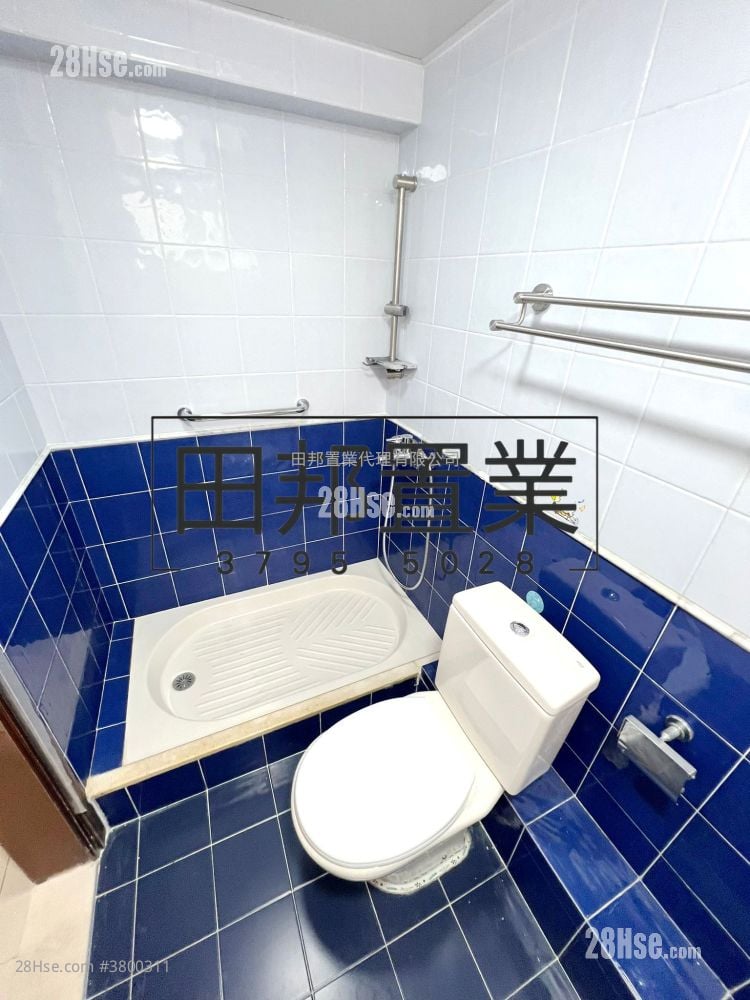 村屋 售盘 2 房 , 1 浴室 700 平方尺