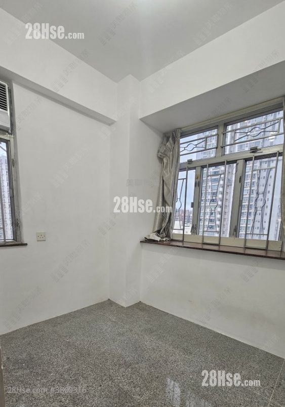 Fung Cheung Building Sell 333 ft²