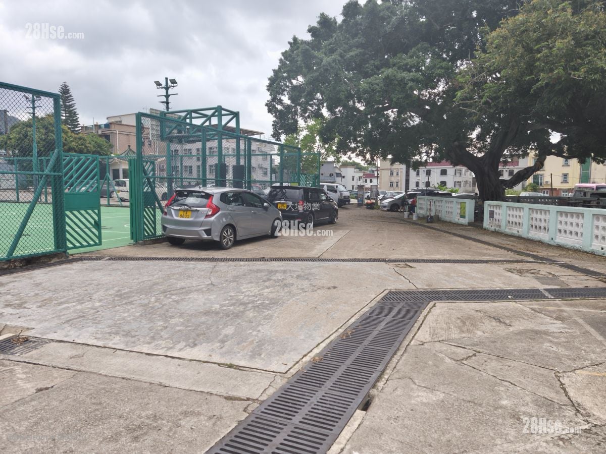 Village Rental 2 Bedrooms , 1 Bathroom 520 ft²