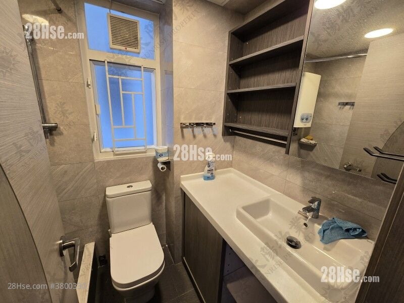 Whampoa Garden Sell 3 Bedrooms 639 ft²