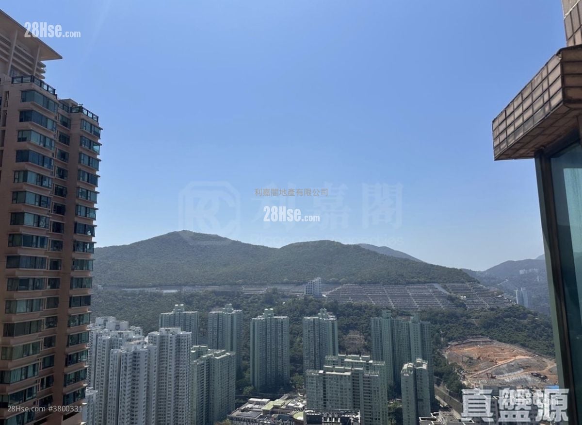 Island Resort Sell 2 Bedrooms 455 ft²