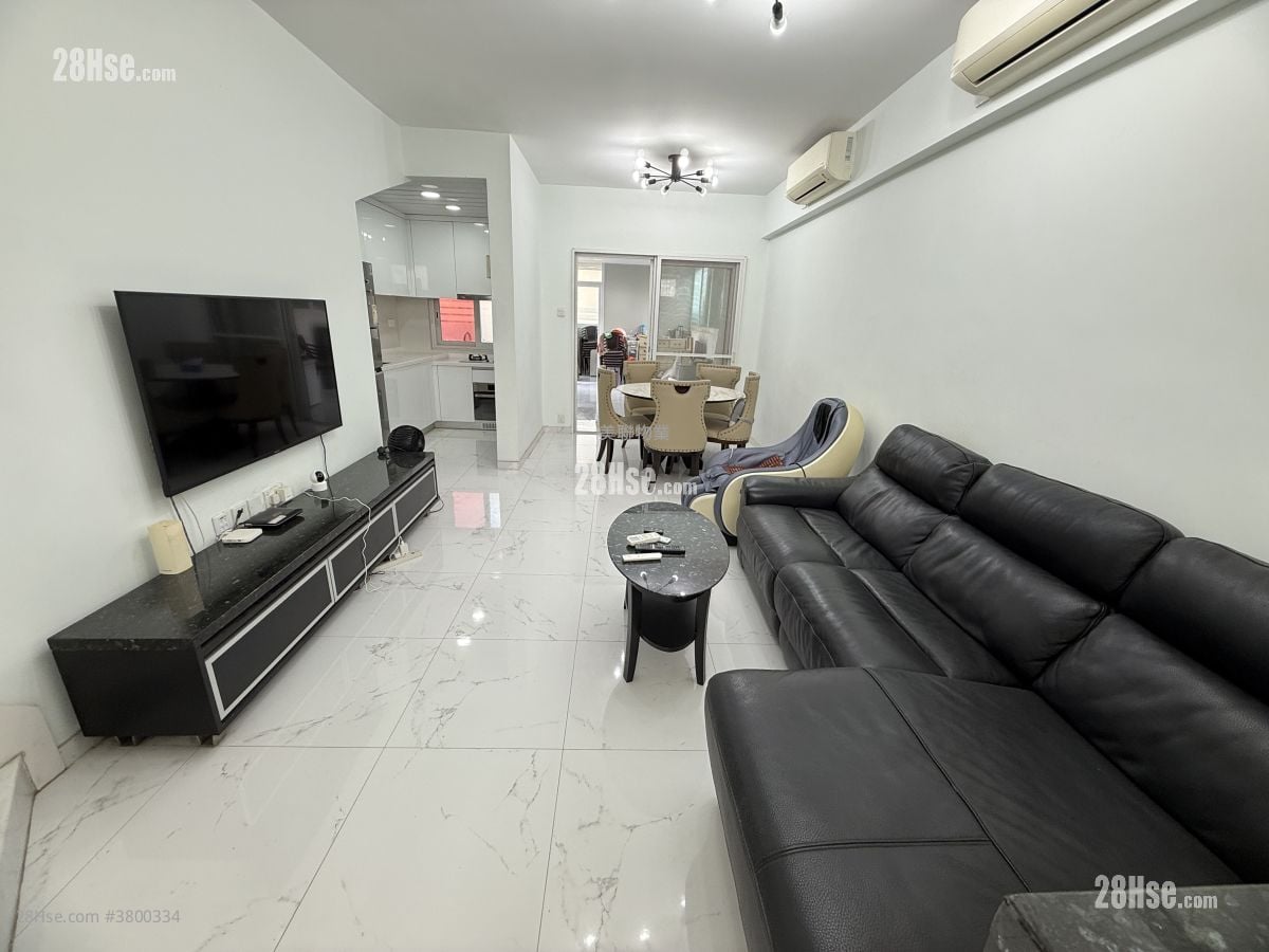 Fairview Park Sell 3 Bedrooms , 2 Bathrooms 915 ft²