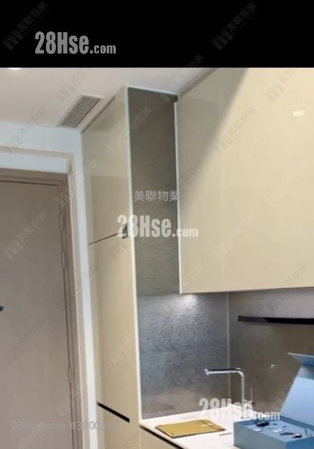 Seasons Place 售盘 1 房 , 1 浴室 322 平方尺