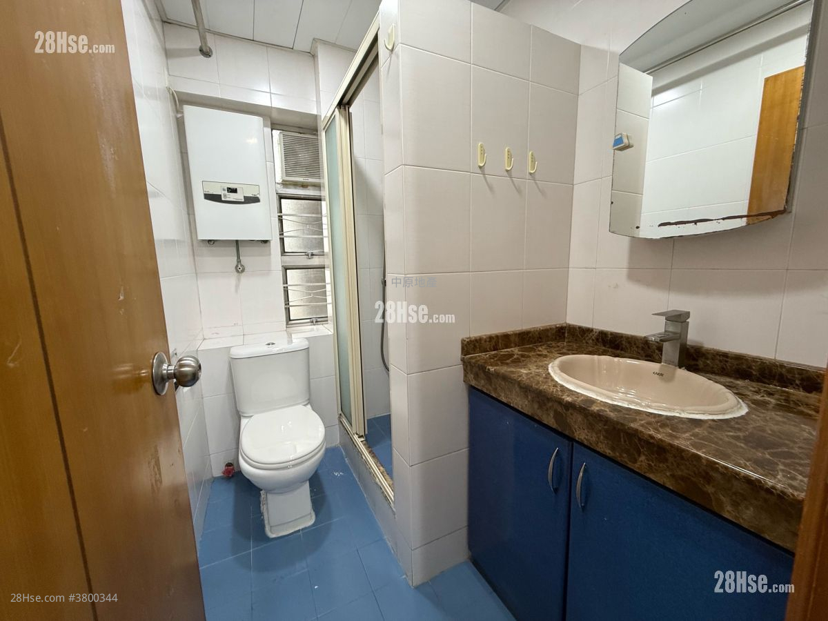 新葵芳花园 租盘 2 房 , 1 浴室 418 平方尺