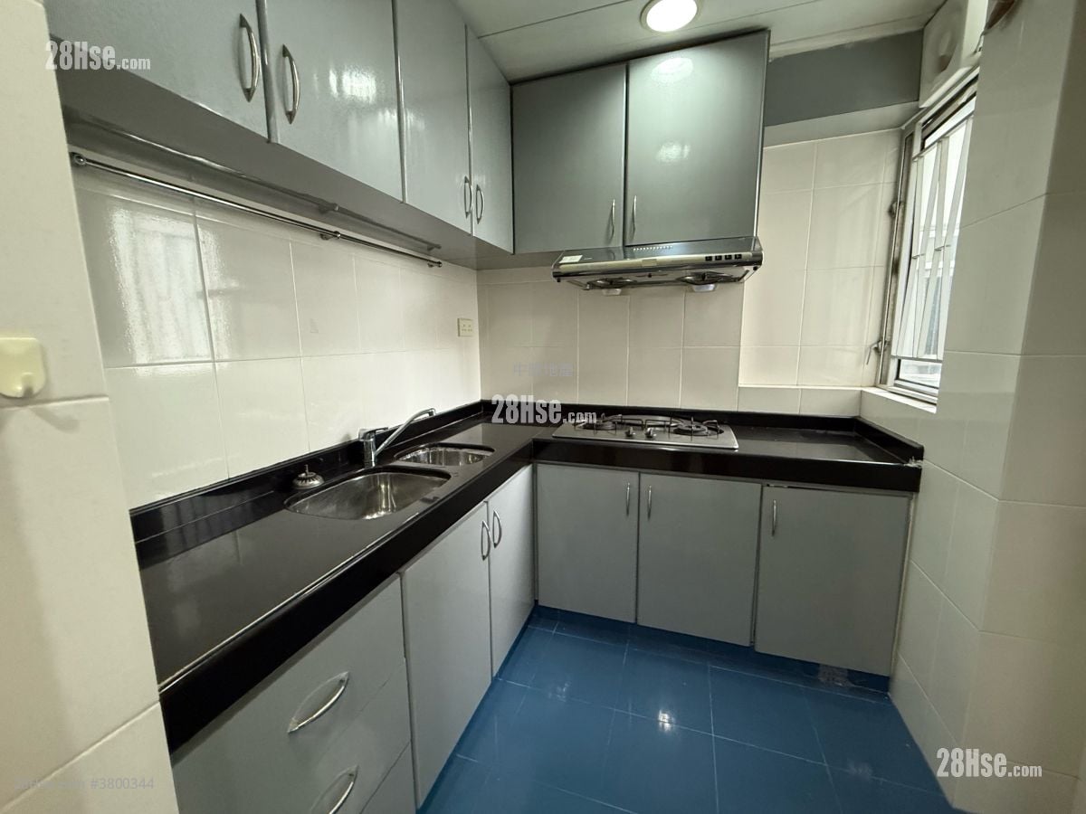 新葵芳花园 租盘 2 房 , 1 浴室 418 平方尺